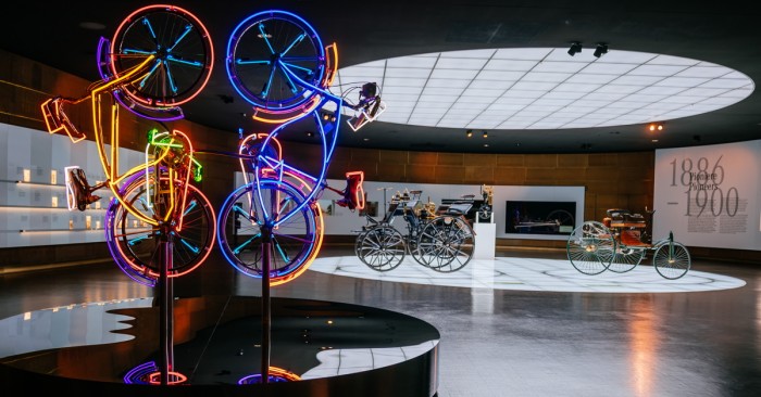 Le Riding Bike di Rauschenberg al Mercedes-Benz Museum - MB Museum