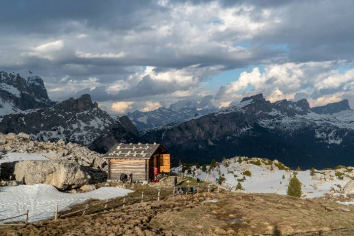 Il Bivacco Sief - Foto Andrea Buonopane