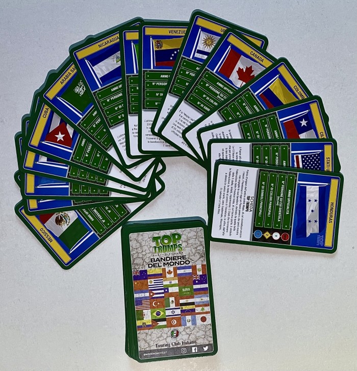 Top Trumps Insetti E Ragni Italia - Gioco Di Carte Per Bambini E Famiglie - 33 Carte Con Curiosità - Età 6+ - Touring Club Italiano