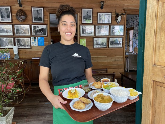 Pranzo creolo al ristorante Chez Antoinette, Mahé, Seychelles - foto Stefano Brambilla