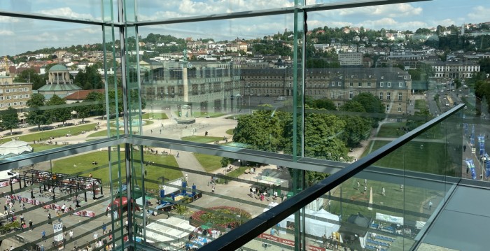 Kleiner Schlossplatz vista dal Kubus, sede del Kunstmuseum Stuttgart - Renato Scialpi