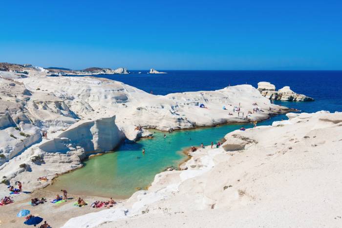 Gli scogli di Sarakiniko, Milos