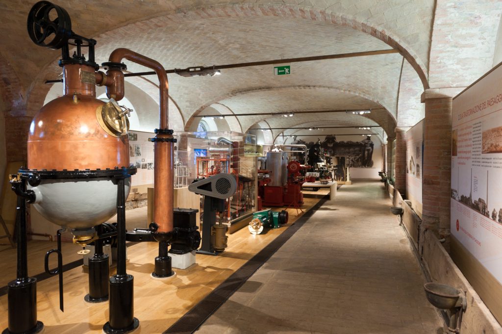 Museo del Pomodoro - Collecchio - La linea storica di trasformazione della conserva (Foto L. Rossi)