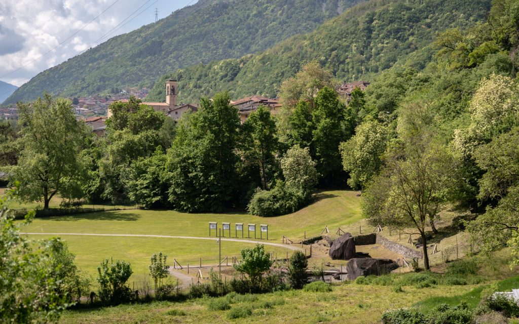 Il Parco Archeologico Nazionale dei Massi di Cemmo, completamente accessibile anche per chi ha difficoltà motorie (Capo di Ponte) – foto Lucia Comella