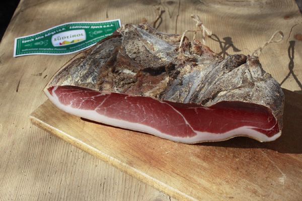 Speck Alto Adige Igp.