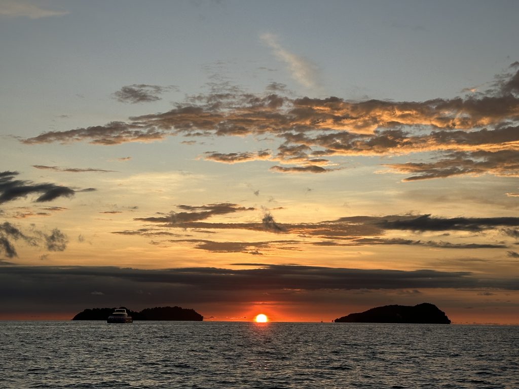 Tramonto sulle isole dell'arcipelago - foto Stefano Brambilla