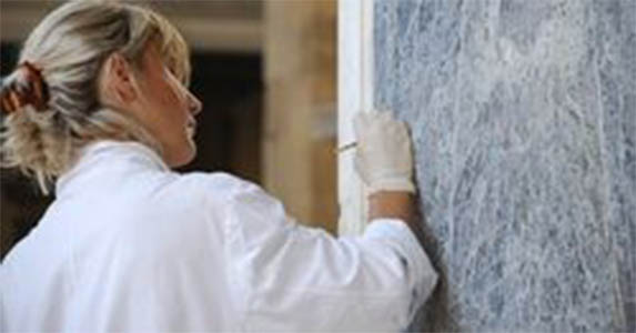 Restauratori in lotta contro lo sfratto