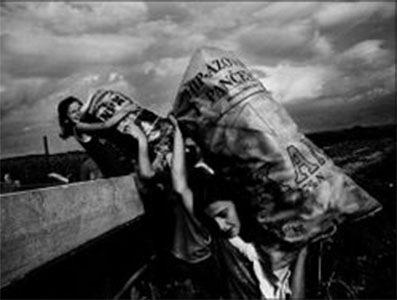 Tutti gli sguardi di Atri