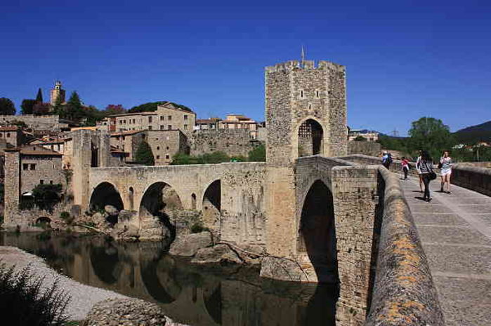 Il ponte fortificato di Besalú
