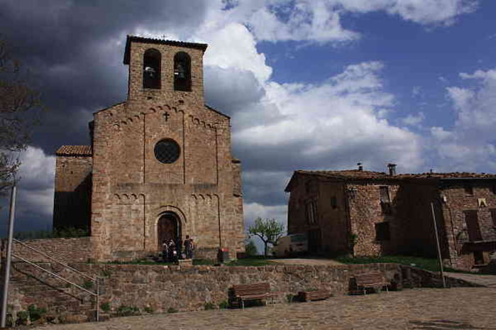 La chiesetta rurale di Sant Jaume de Frontanyá
