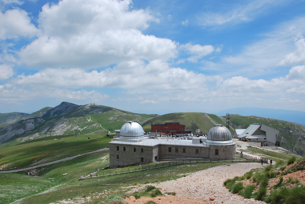 L'osservatorio astronomico a Campo Imperatore, nel cuore dell'Abruzzo