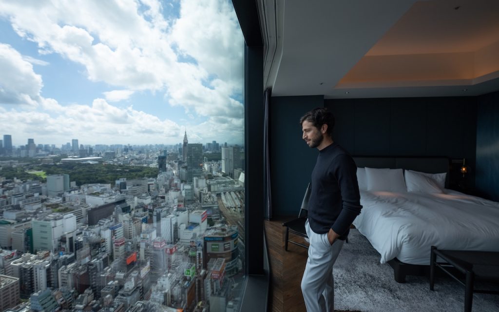 Vista panoramica su Shinjuku dalle camere dell’hotel Bellustar