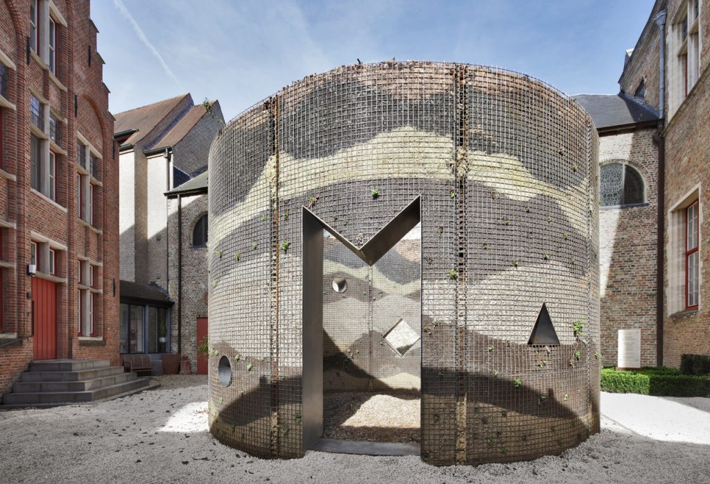 Earthsea Pavilion, Studio Ossidiana, Bruges Triennial 2024 © Filip Dujardin