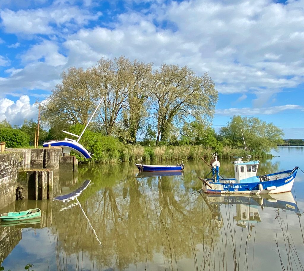 Erwin Wurm, Misconceivable - Le Pellerin, Canal de la Martinière. Foto Federica Brunini