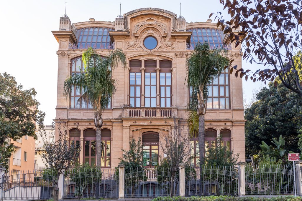 Ex Clinica Clementi, Catania - foto Phil Lewis