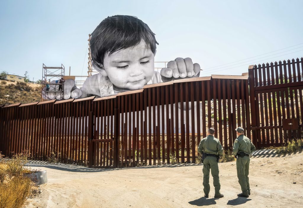 JR, Giants, Kikito and the Border Patrol, 2017