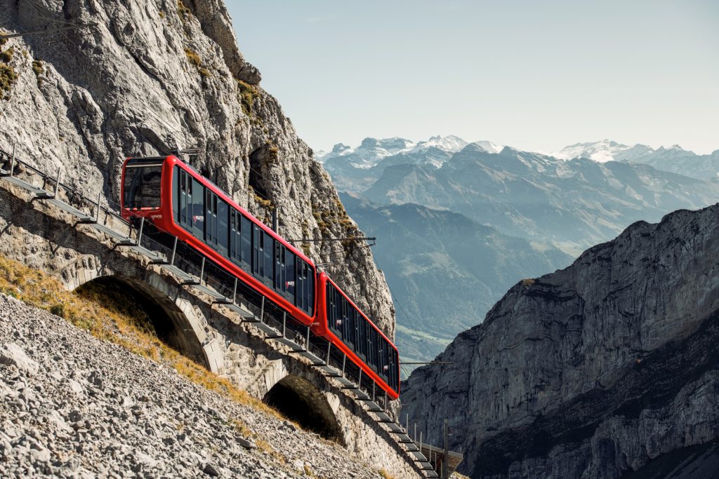 La cremagliera più ripida del mondo che conduce sul Monte Pilatus