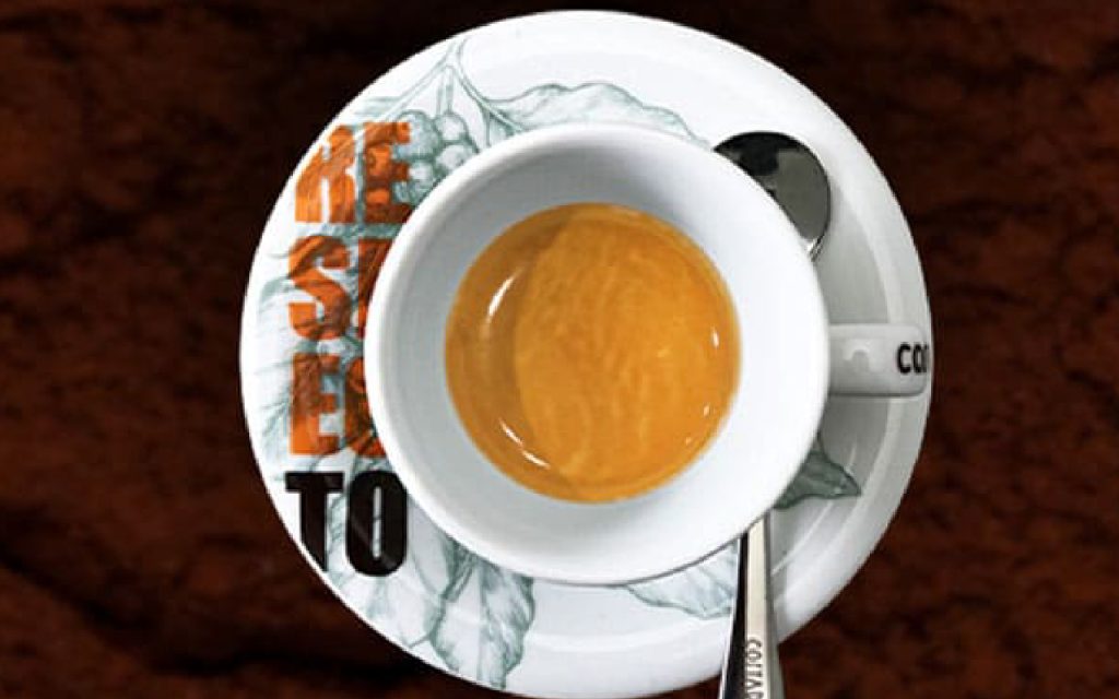 Torino ospita le maggiori torrefazioni italiane, ma anche l’invenzione della macchina per il caffè espresso: l’imprenditore torinese Angelo Moriondo la ideò nel 1884 e la presentò all’Expo Generale di Torino nello stesso anno.