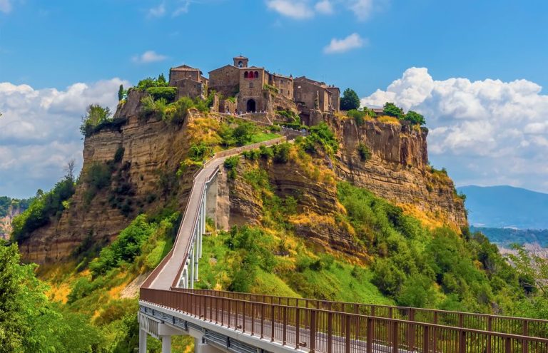 Come Si Chiamano Gli Abitanti Di Atene Come si chiamano gli abitanti di Ivrea? | Touring Club Italiano