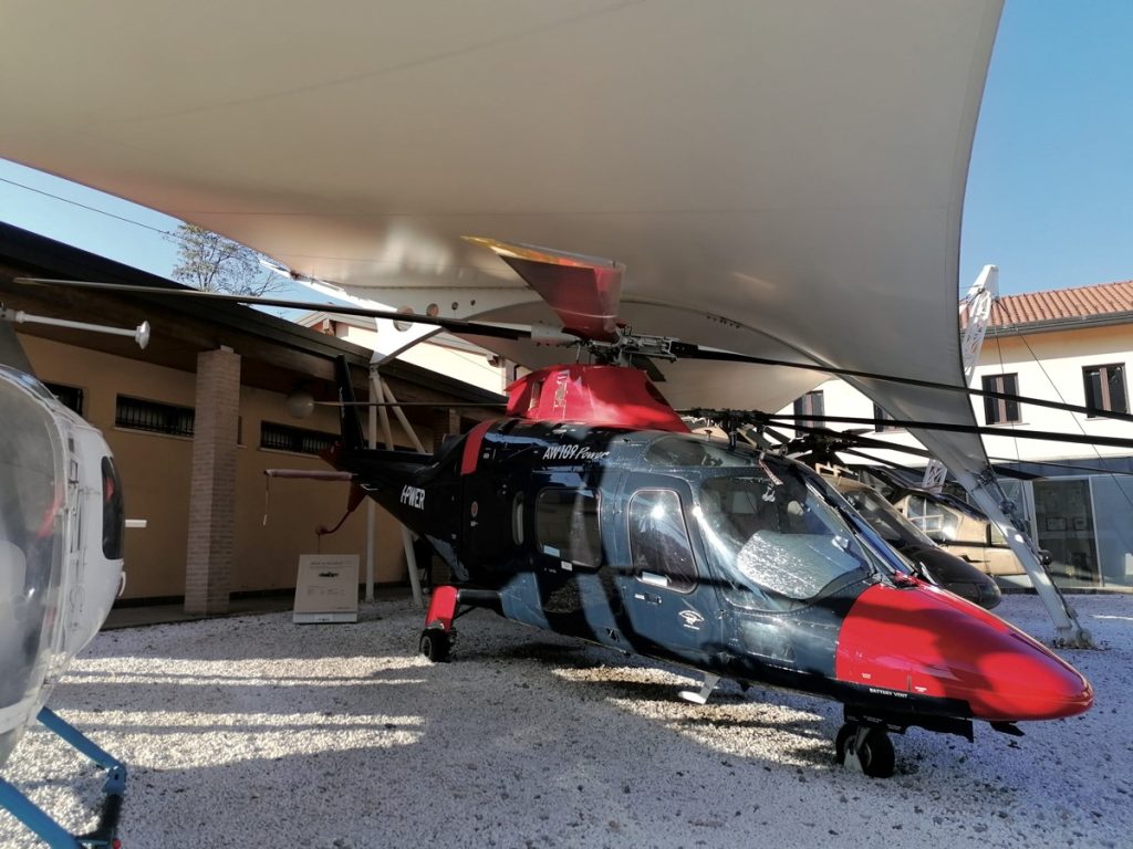 Elicottero esposto al Museo Agusta di Cascina Costa a Samarate (Va) 
