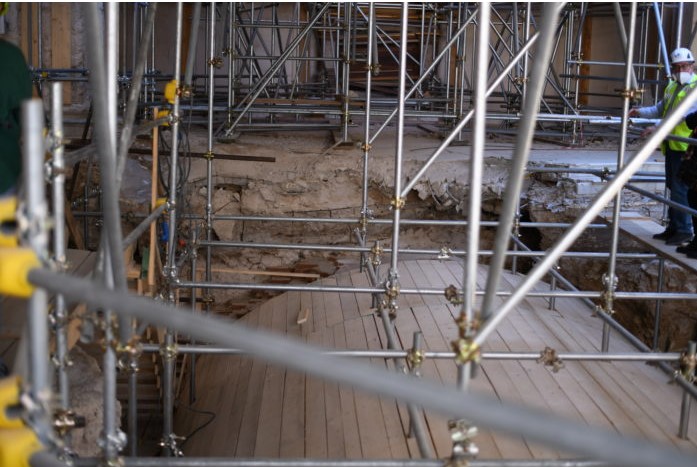 Ricostruzione della parte di volta a botte della basilica di Norcia