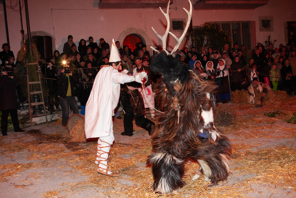 Carnevale di Castelnuovo di Rocchetta al Volturno - foto Shutterstock