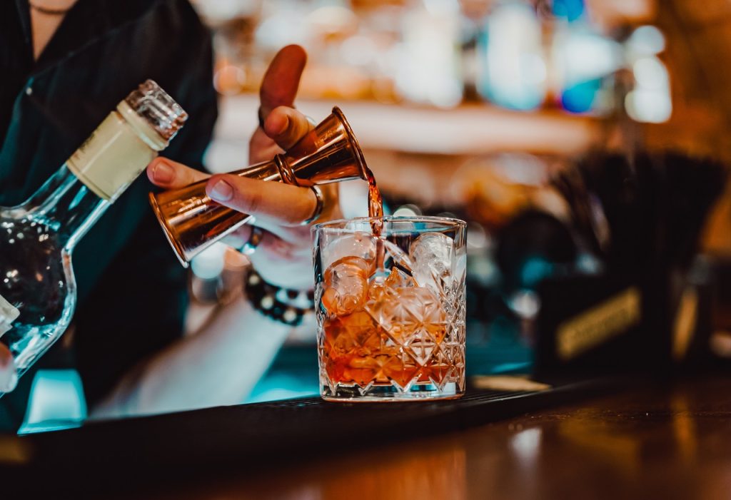 Aperitivo a Torino - foto Shutterstock