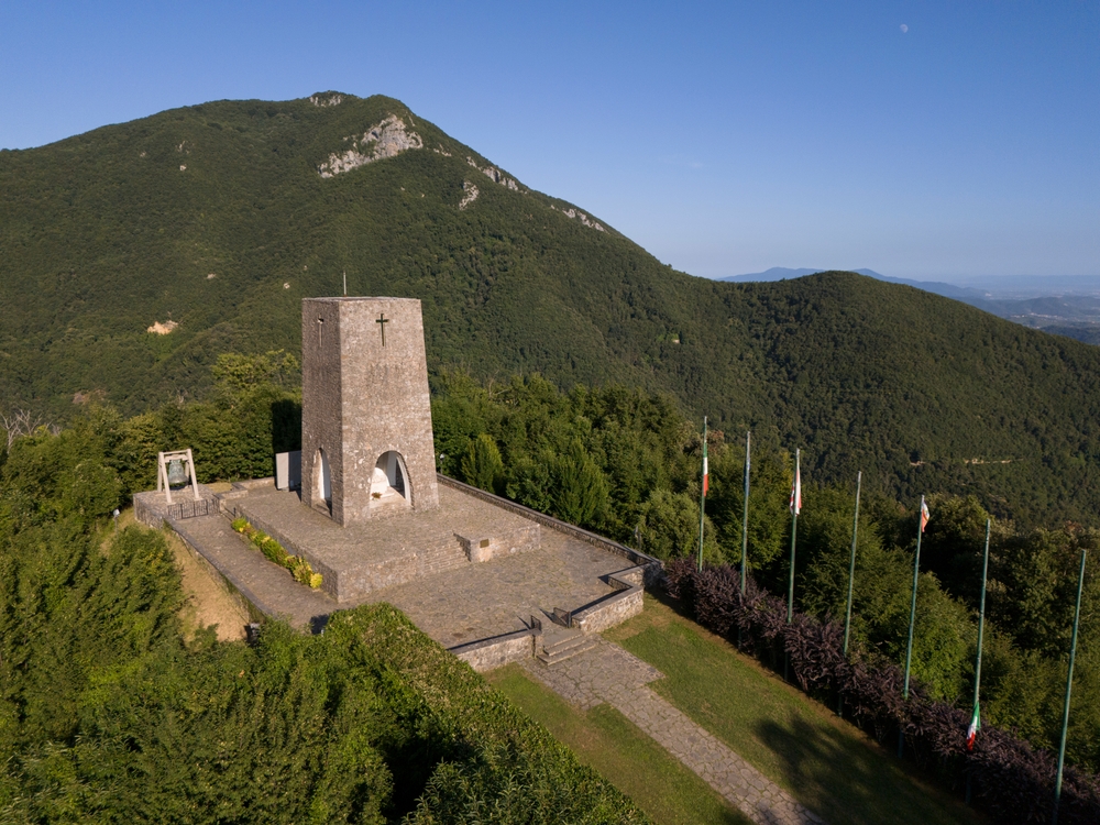 Il monumento ossario di Sant'Anna di Stazzema - foto Shutterstock
