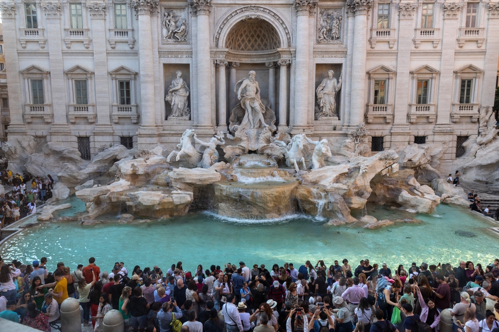 Fontana di Trevi a pagamento: biglietto anti-iperturismo da febbraio ...
