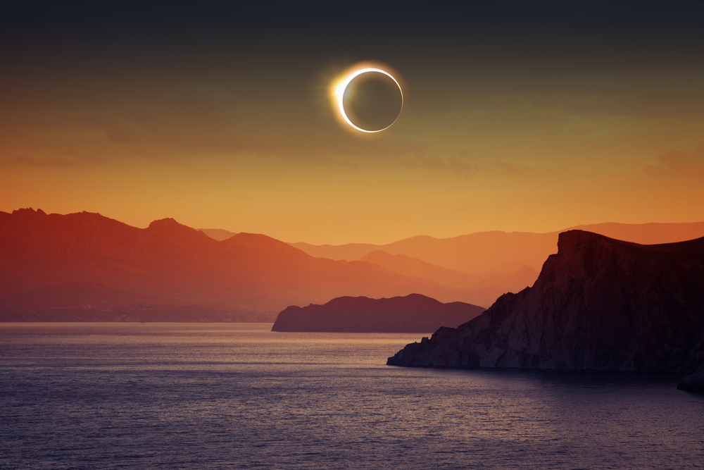 Un'eclisse solare nei cieli della Corsica