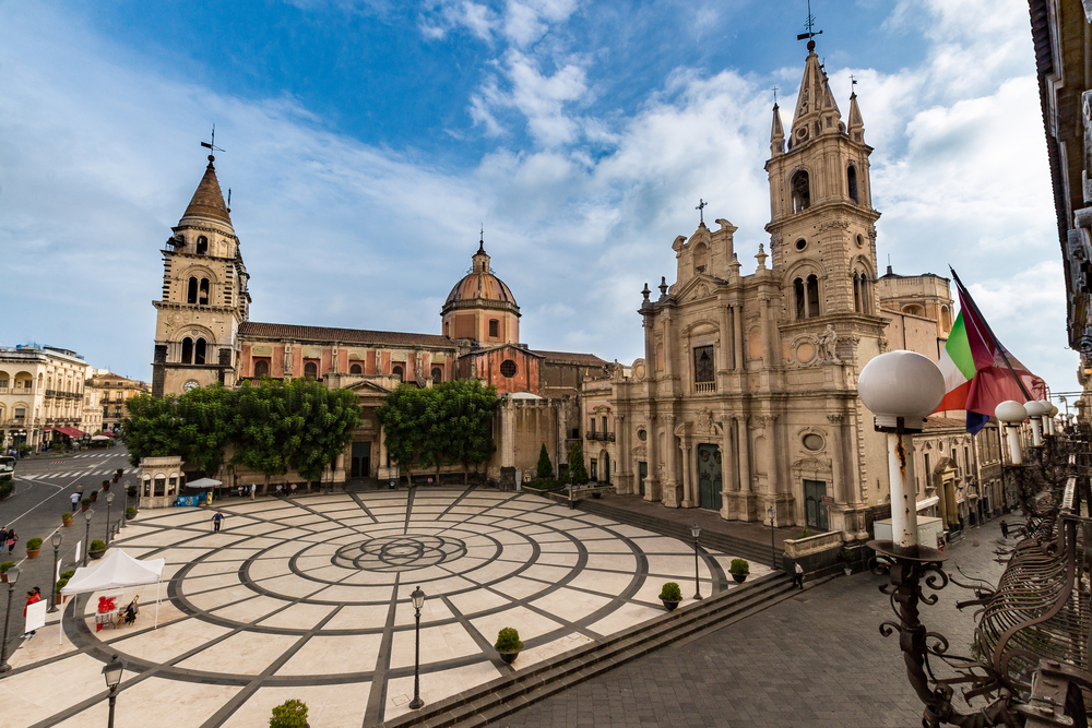 Piazza Duomo ad Acireale - foto Shutterstock